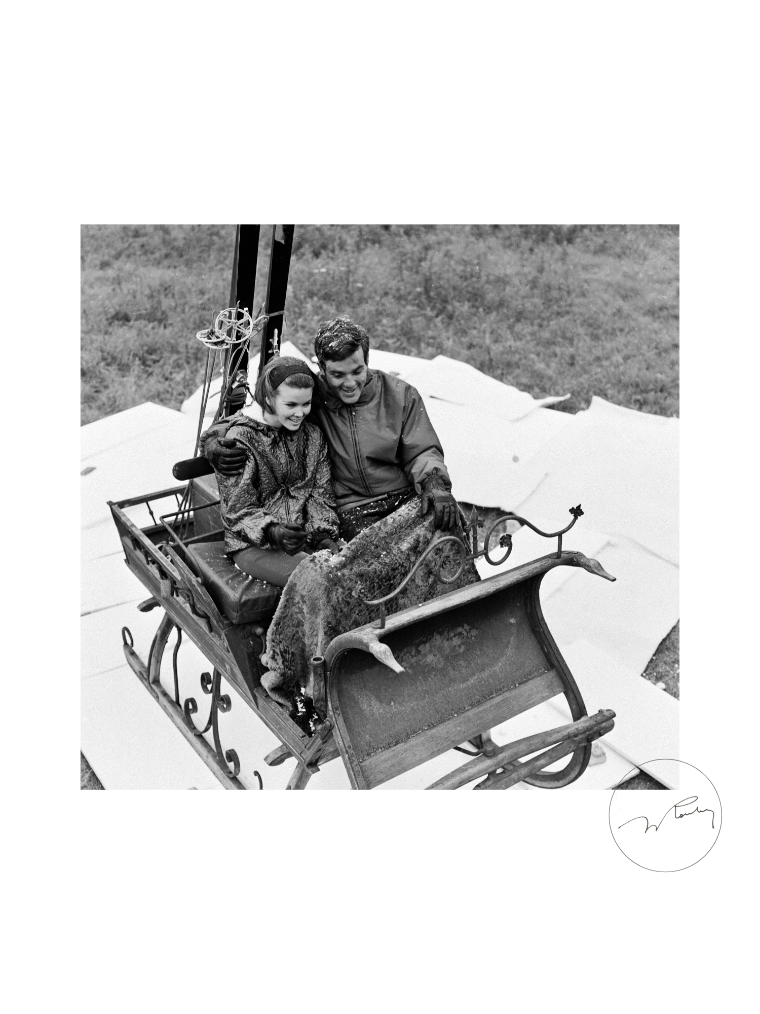 "Couples en ballade dans un hiver fabriqué" - Louis-René Astre