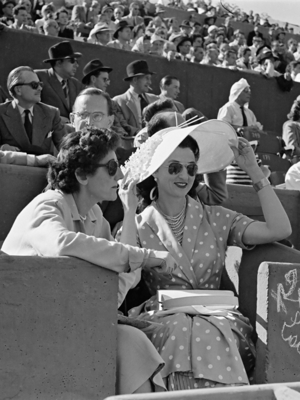 "Spectatrices, Rolland Garros" - Jacques Rouchon